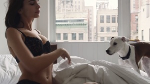 Emily Ratajkowski - Good Morning DKNY Campaign (2017) [1080p 18vfF8z3