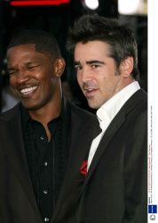 Колин Фаррелл (Colin Farrell) premiera "Miami Vice" in LA, 20.07.2006 "Rexfeatures" (112xHQ) DkYlBYY3